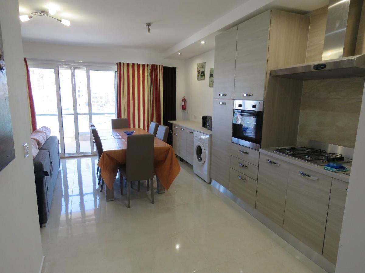 Aquamarine Sea Front Apartments - Second Floor Marsaskala Exteriér fotografie